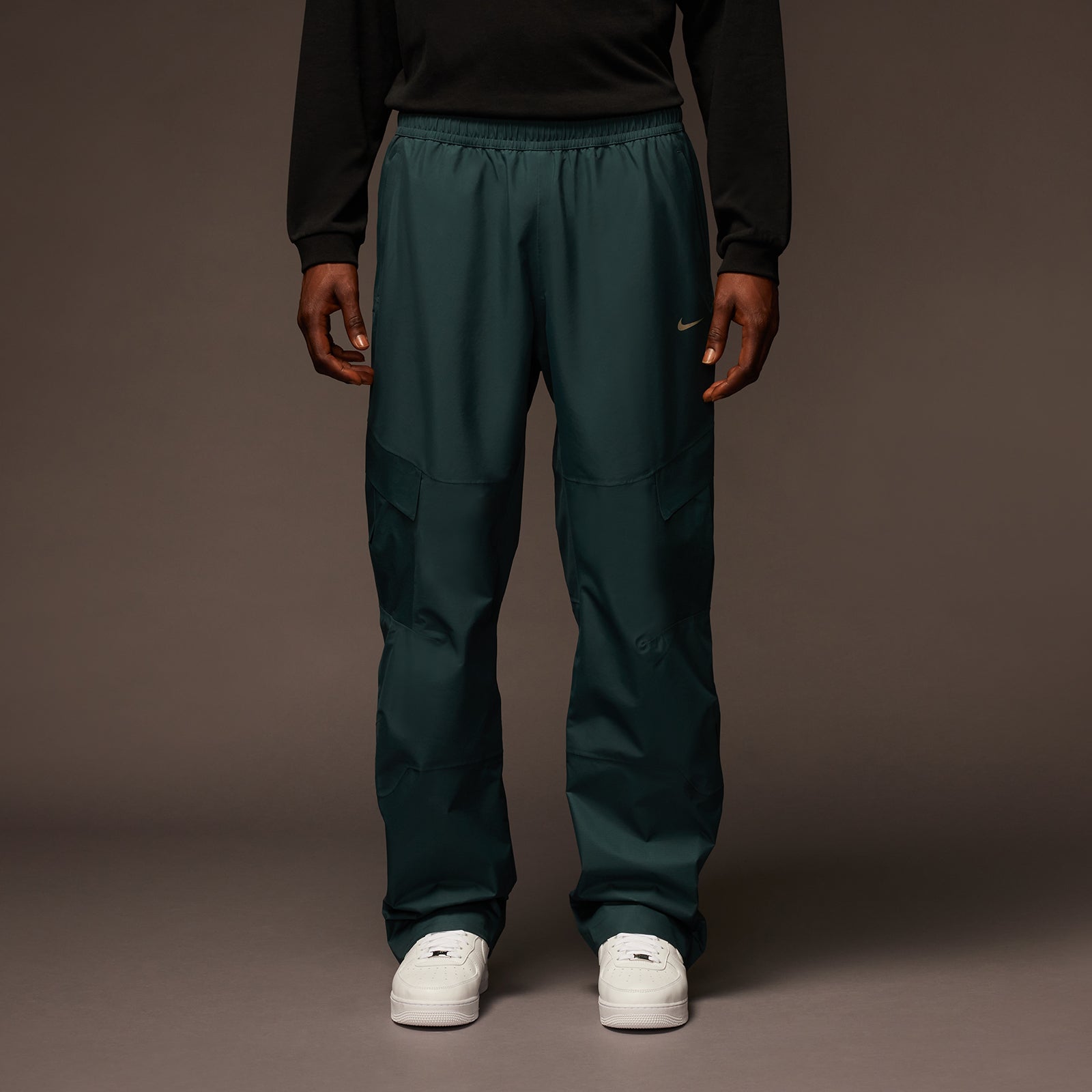 Nike Womens XL Track Pants Black Mesh Lined Size 16 Nepal