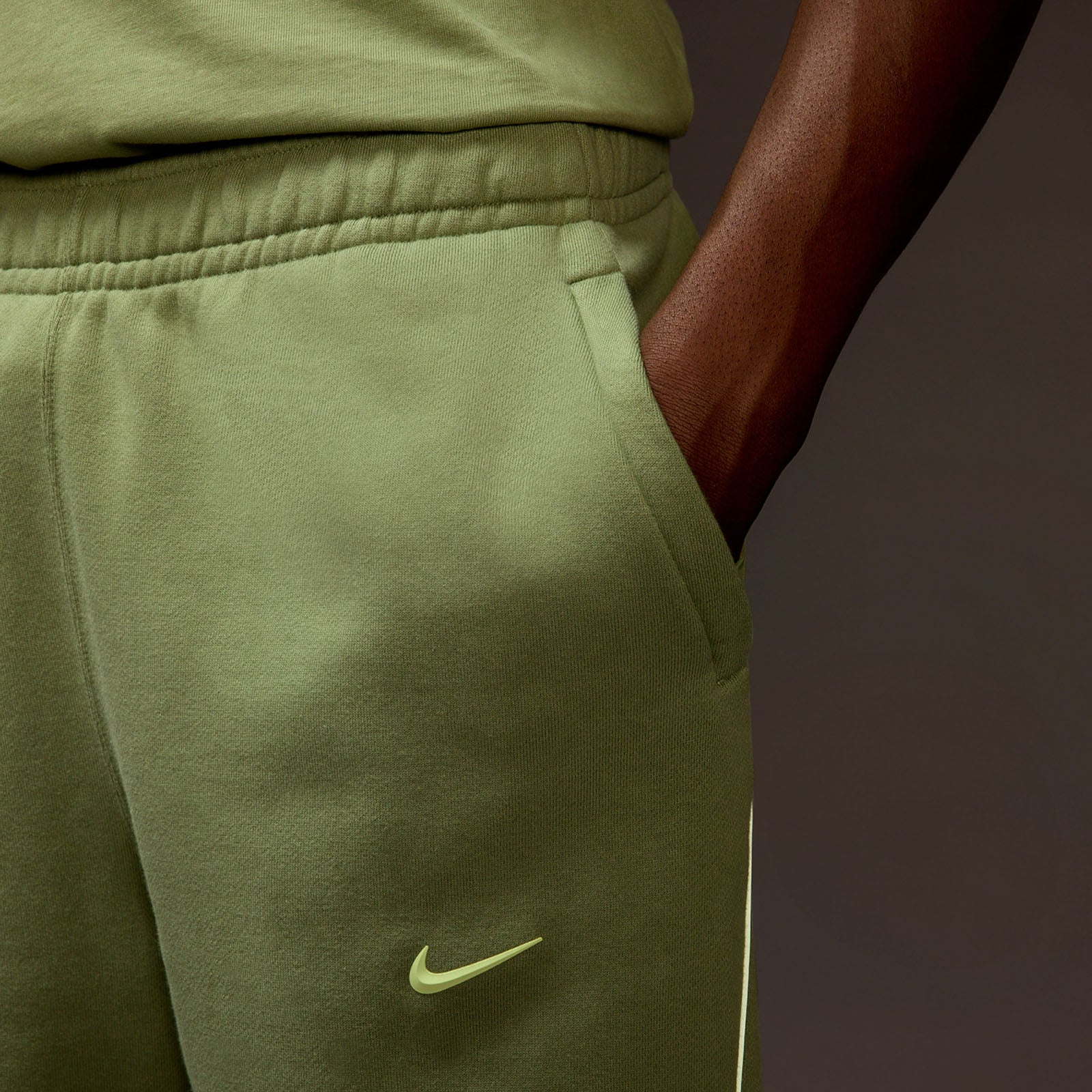 Nike x Drake NOCTA Cardinal Stock Fleece Pants Small Logo Reflective J -  KICKS CREW